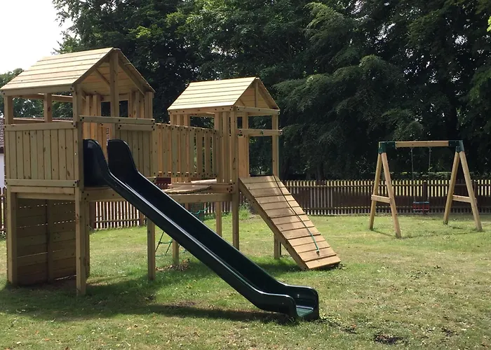 Mulberry Holiday Home